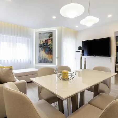 Apartment Center Luxury *